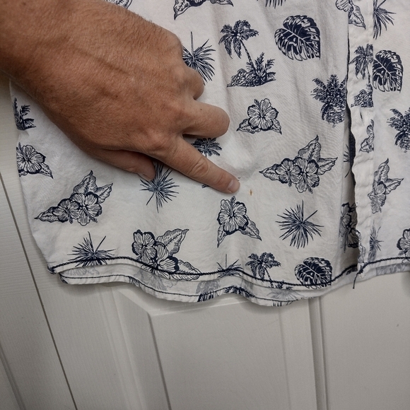 TOP QUALITY Huntington Beach Club Men's XXL Hawaiian Button Down Camp Shirt - Picture 9 of 9